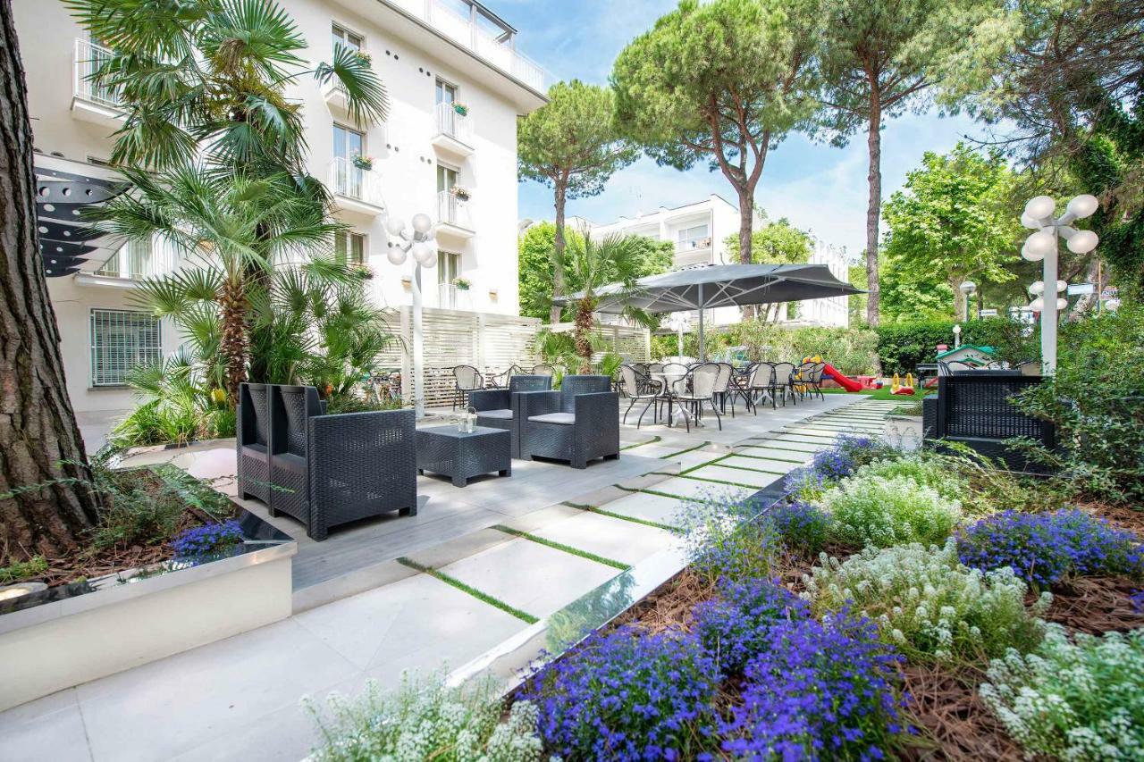 Hotel Cuba Милано Мартима Екстериор снимка